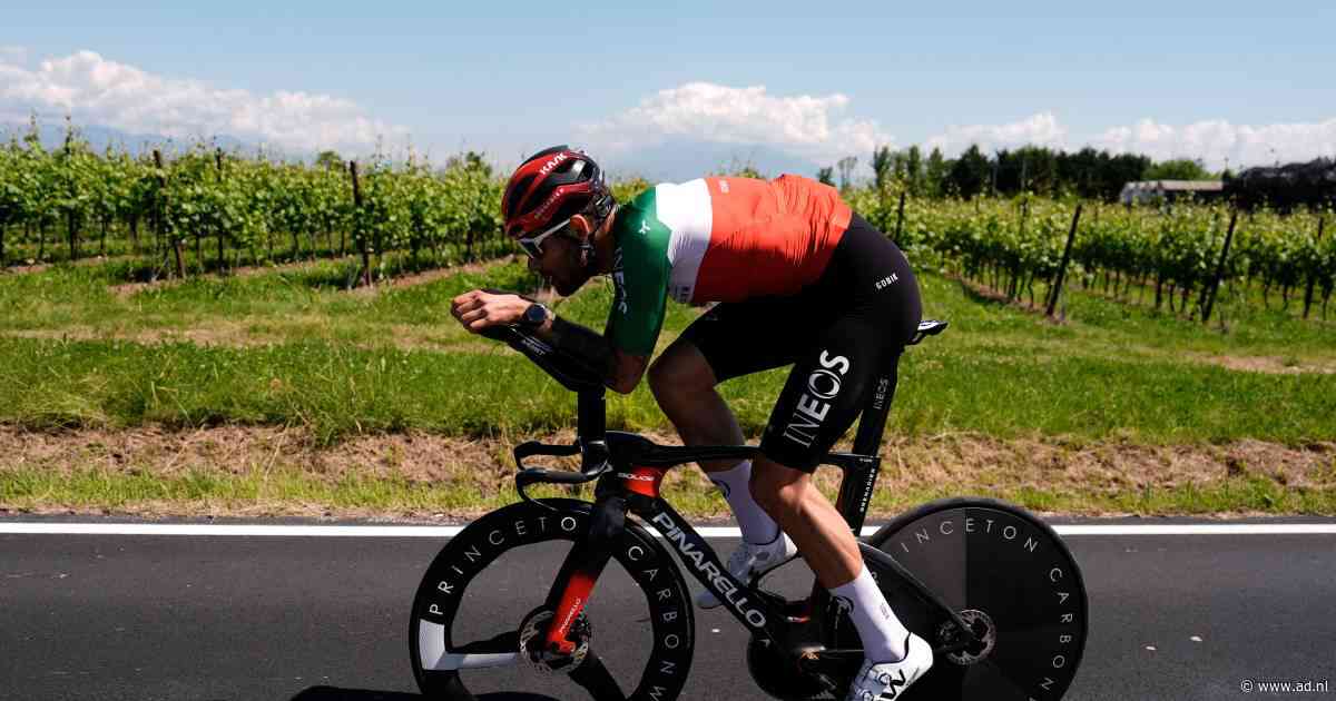 LIVE Giro d’Italia | Eerste renners onderweg in vlakke tijdrit, duel tussen rozetruidrager Pogacar en specialist Ganna?