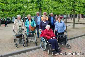 Ook met rolstoel of rollator kan je meewandelen bij Neos Oostkamp: “Op vraag van de leden”