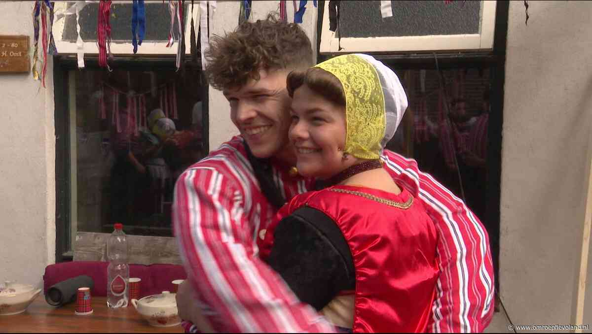 Urk - Het ultieme dorpsfeest: Urkerdag trekt veel bezoekers