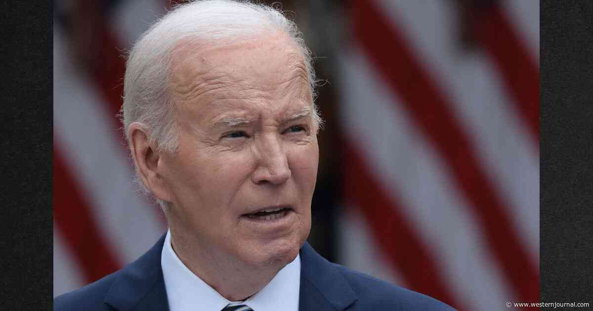 Dozens of Democrats Turn Against Biden, Side with Republicans in Key Vote 'to Send a Message'