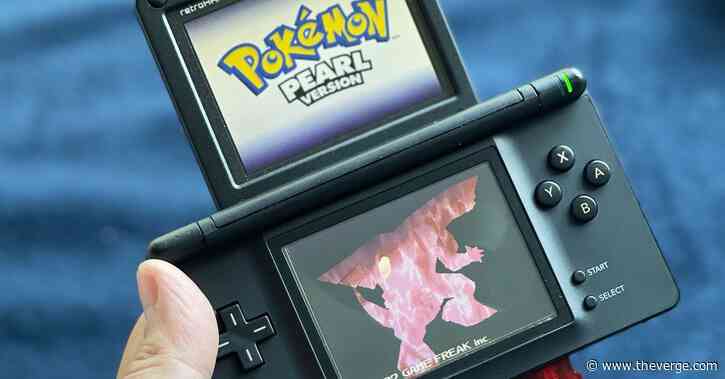 This modder proves everything’s better with a GBA SP screen attached