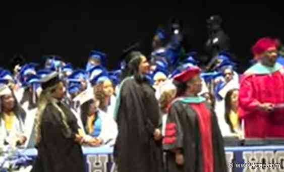 VIDEO: Fight between students breaks out at Tennessee graduation
