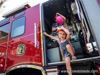 Photo Gallery: Safety Fair and Cruise-In at Wood County Museum