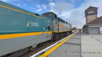VIA Rail service delayed for hours due to suspicious package investigation in Kingston, Ont.