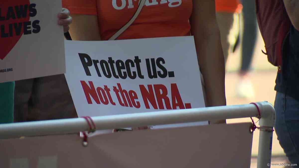 Protesters rally for gun reform outside NRA Convention in Dallas