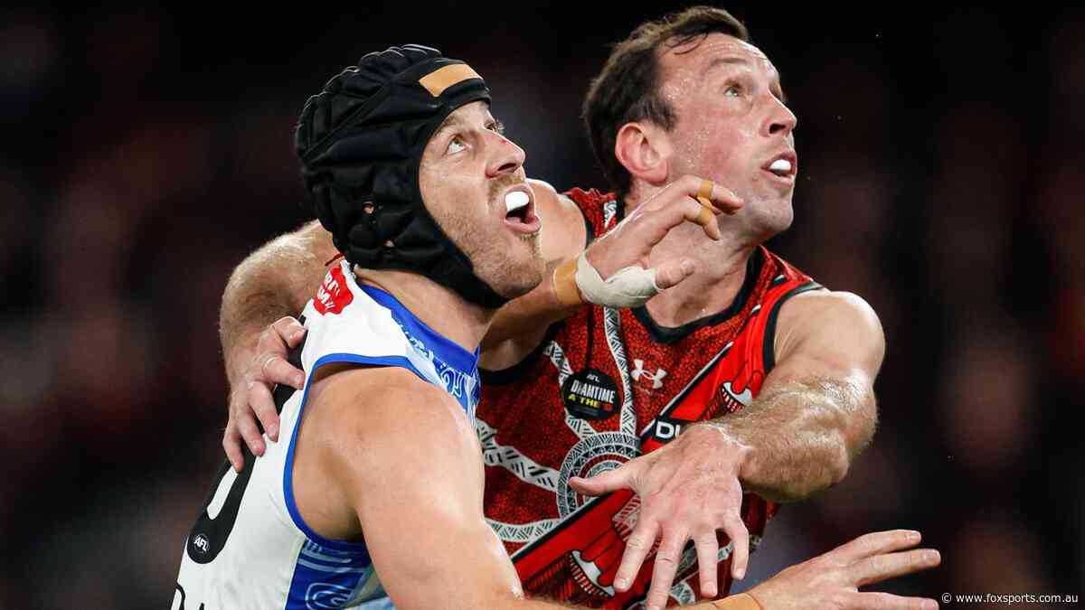 LIVE AFL: Dons ‘find mojo’ amid ‘dangerous’ Roos’ challenge, touching moment with champ