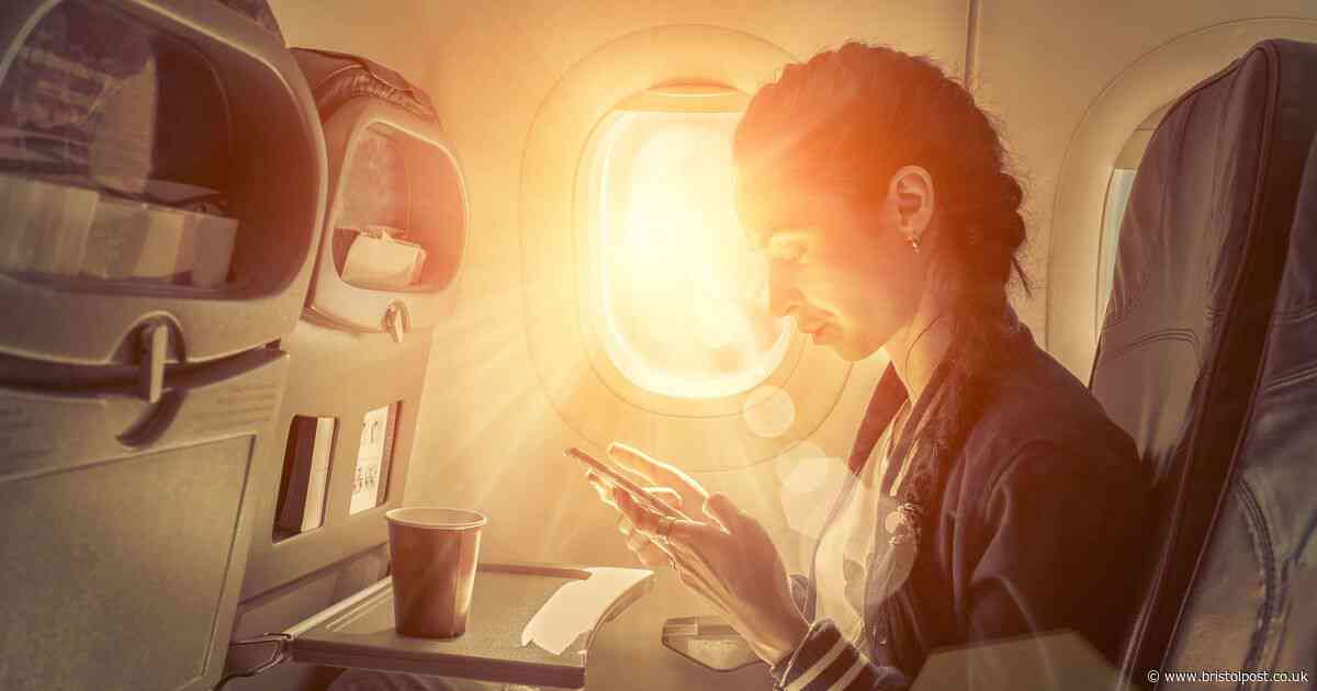 'I'm a pilot - this is why you should ALWAYS keep your phone on airplane mode while flying'