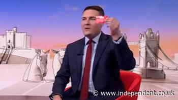 Wes Streeting pulls out prompt card as he forgets Keir Starmer’s key Labour pledge