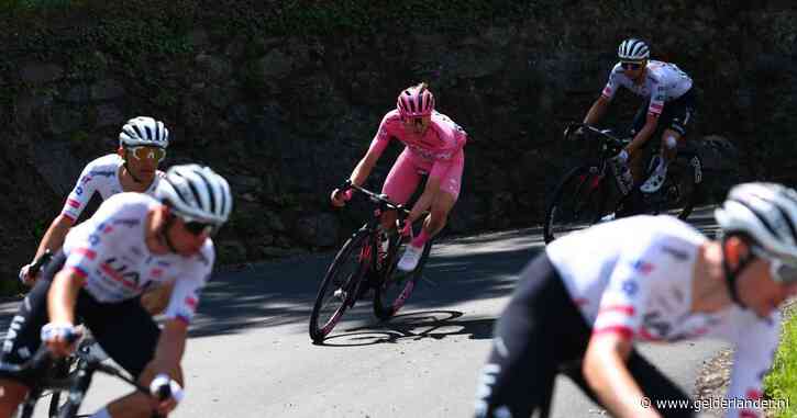 LIVE Giro d’Italia | Vluchters naderen mythische Mortirolo, Pogacar zet ploeg op kop van peloton
