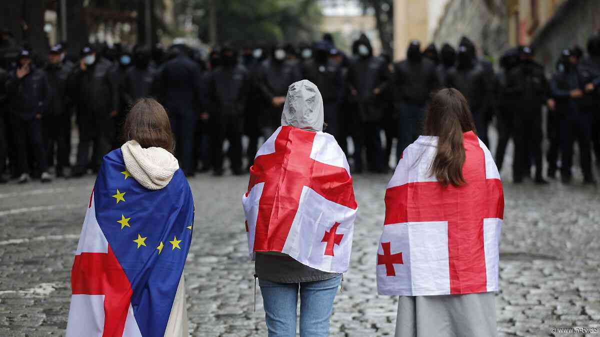 "Gegen Werte und Bevölkerung": Scholz und Macron warnen Georgien - EU-Beitritt in Gefahr