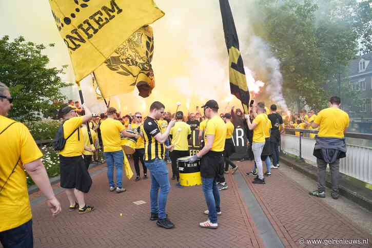 Duizenden Fans lopen voor Vitesse: Steun in Tijden van Onzekerheid