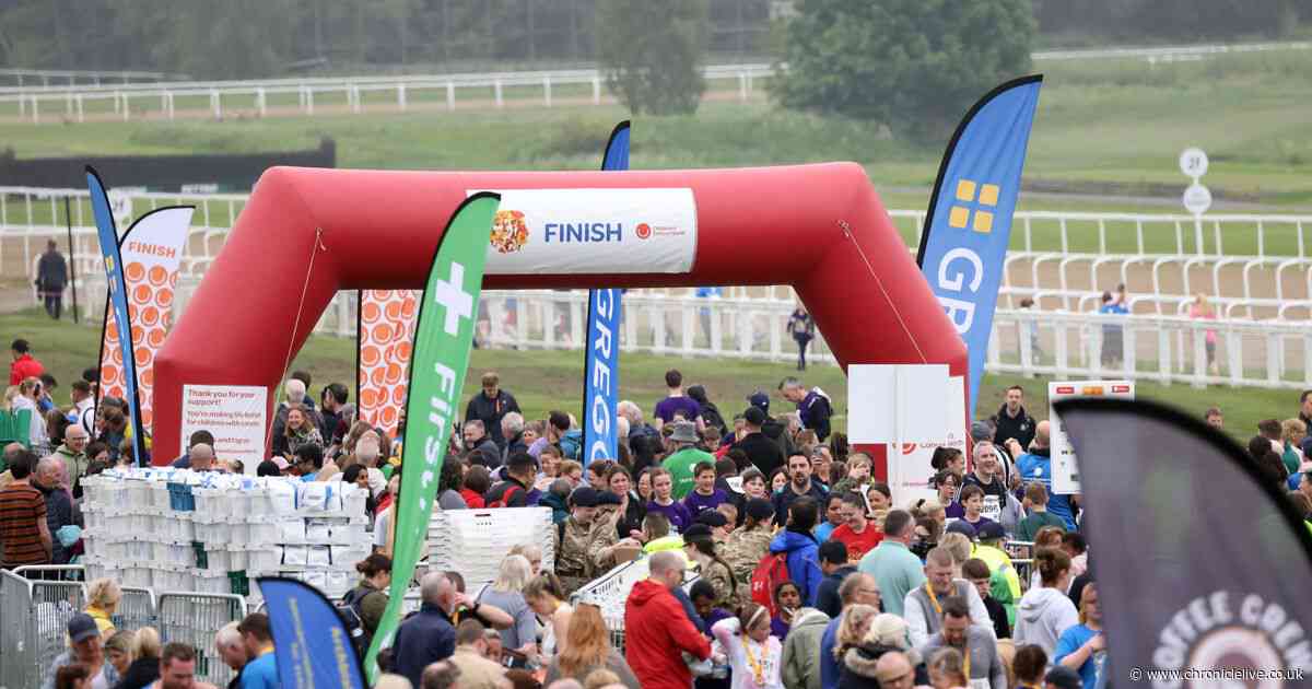 Thousands take part in 41st Children's Cancer Run at Newcastle Racecourse