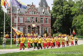 Heel dorp viert mee met jubilerende gansrijders: Diederick Pauwels zet kroon op feestjaar