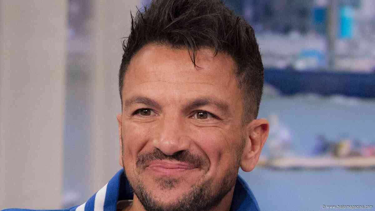 Peter Andre cuddles baby daughter Arabella in heart-melting picture