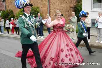 Natingen feiert mit dem Königspaar Wieners-Rehrmann Schützenfest