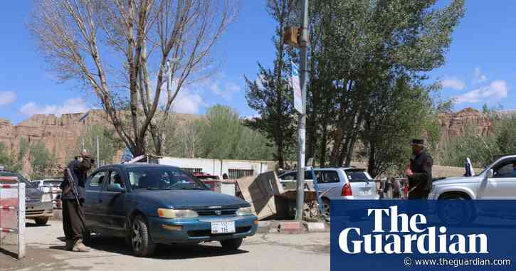 Islamic State claims responsibility for deadly tourist attack in Afghanistan