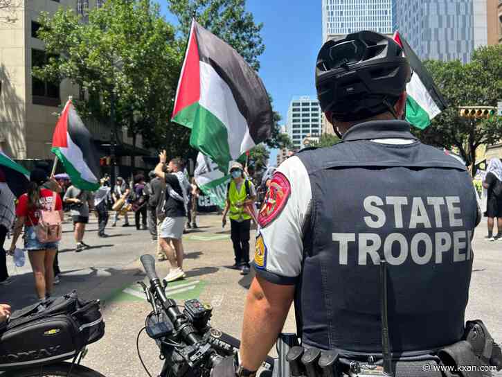 Two arrested at a pro-Palestinian demonstration, according to groups