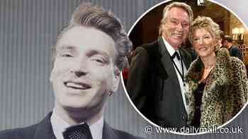 Australian music legend Frank Ifield, a household name in Britain who was once supported by The Beatles, dies aged 86