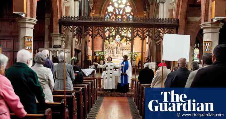 Church of England figures show attendances hit by Covid