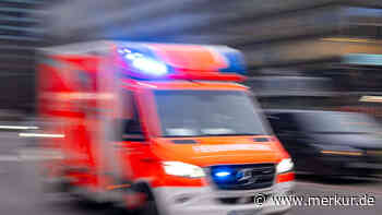 Auf der B 318 in Holzkirchen: Motorradfahrer (27) stürzt und verletzt sich schwer