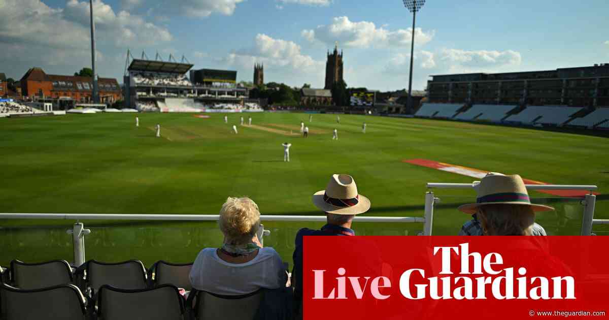 Lancashire v Durham, Somerset v Kent, and more: county cricket day four – live