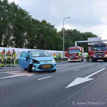 112 Nieuws: Twee gewonden bij ongeval op A28 bij Zwolle-Zuid, afrit dicht