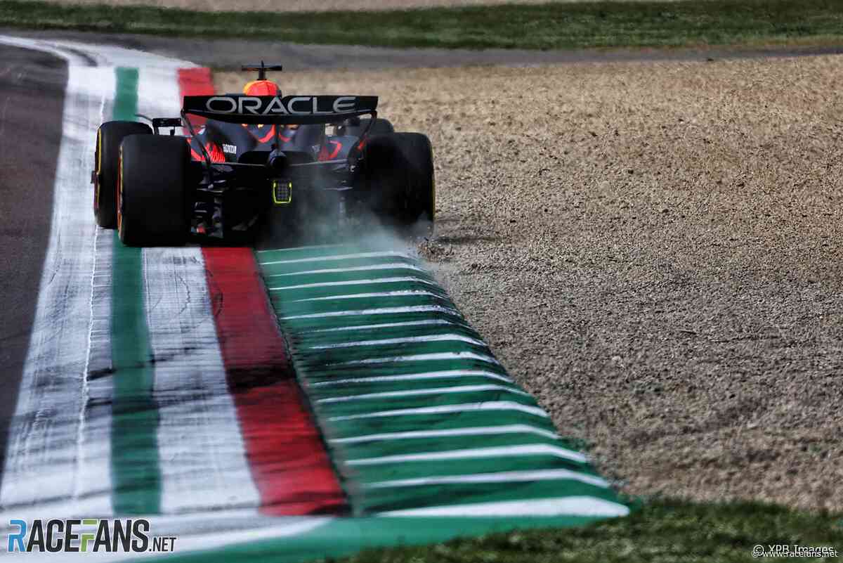 Avoiding track limits penalty was “hard” under pressure from Norris – Verstappen | Formula 1