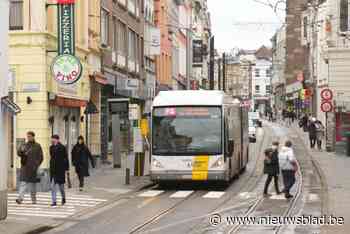 Eerst geen tram meer, nu valt ook de pendelbus weg: “Inwoners, scholieren en winkels zijn het slachtoffer”