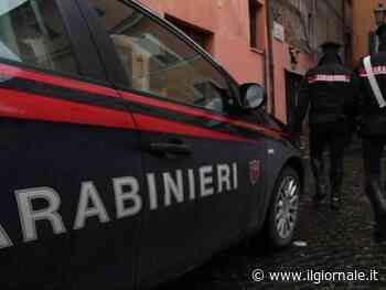 Orrore a La Spezia, uccide la compagna a coltellate e poi si suicida