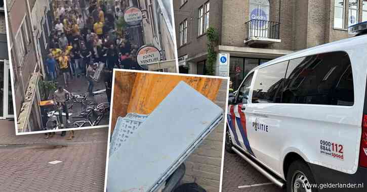 Goede sfeer rond afscheid van Vitesse in eredivisie eindigt met rellen en bloedende mannen: ‘Jammer dat dit afbreuk doet’