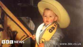 Oxford United coach releases baby picture after win