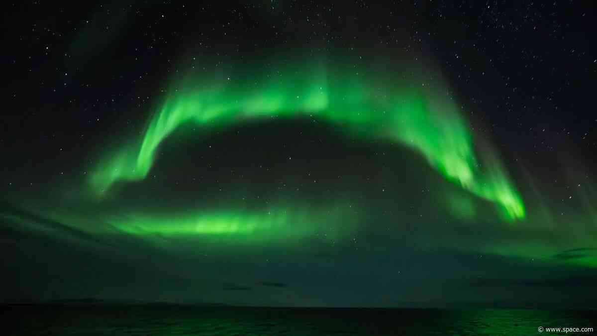 Solar storm frenzy of May 2024 was strong enough to affect the deep sea