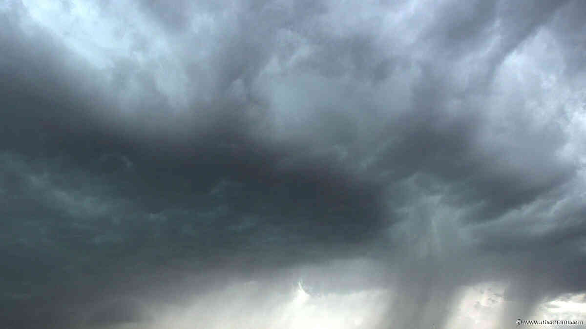 Severe thunderstorm warning in Broward ends after strong storms
