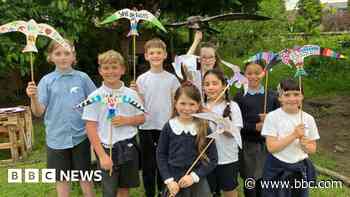 Pupils parade to celebrate swift project success