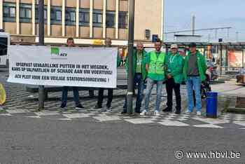 “Dit is levensgevaarlijk”: ACV voert actie tegen slechte staat van de wegen in Hasseltse stationsbuurt