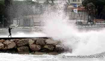 Des vagues jusqu'à 2 mètres de haut, la baignade fortement déconseillée entre Nice et Menton