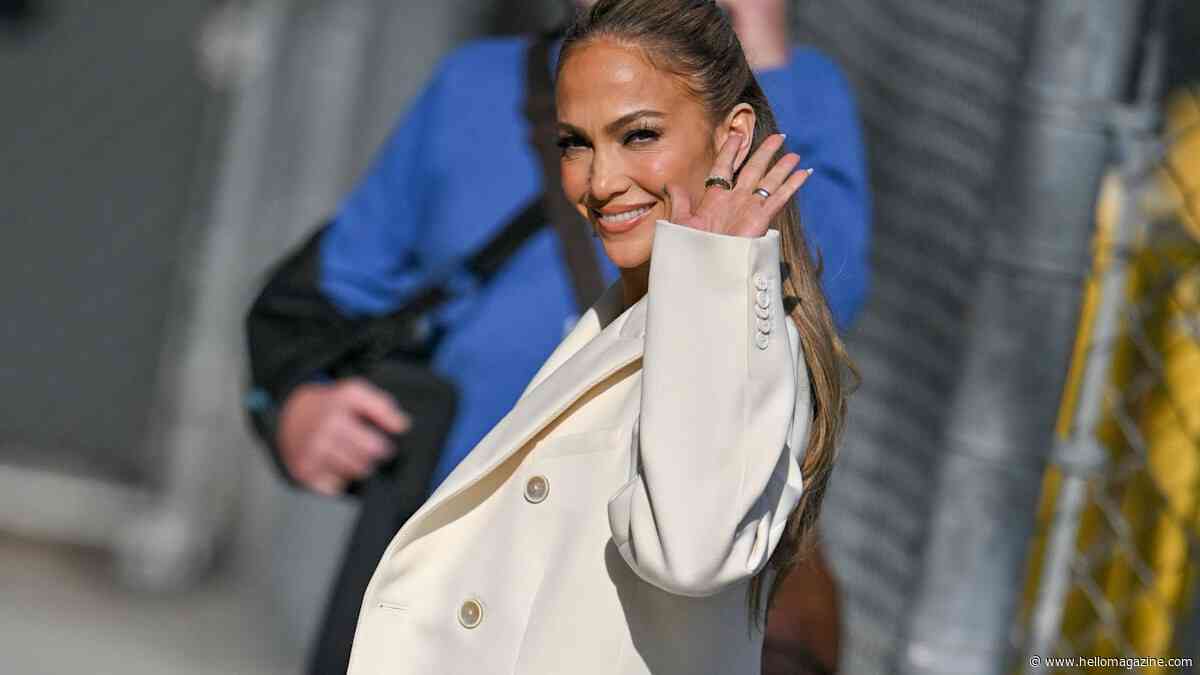 Jennifer Lopez revisited an iconic 'Maid in Manhattan' outfit
