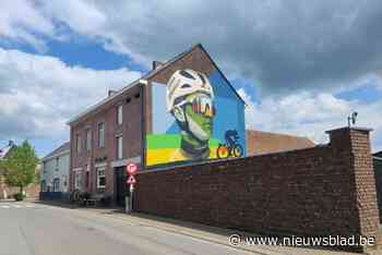 Na wielerhelden als Eddy Merckx en Sven Nys, krijgt nu ook Remco Evenepoel zijn eigen muurschildering langs populaire sportieve fietsroute