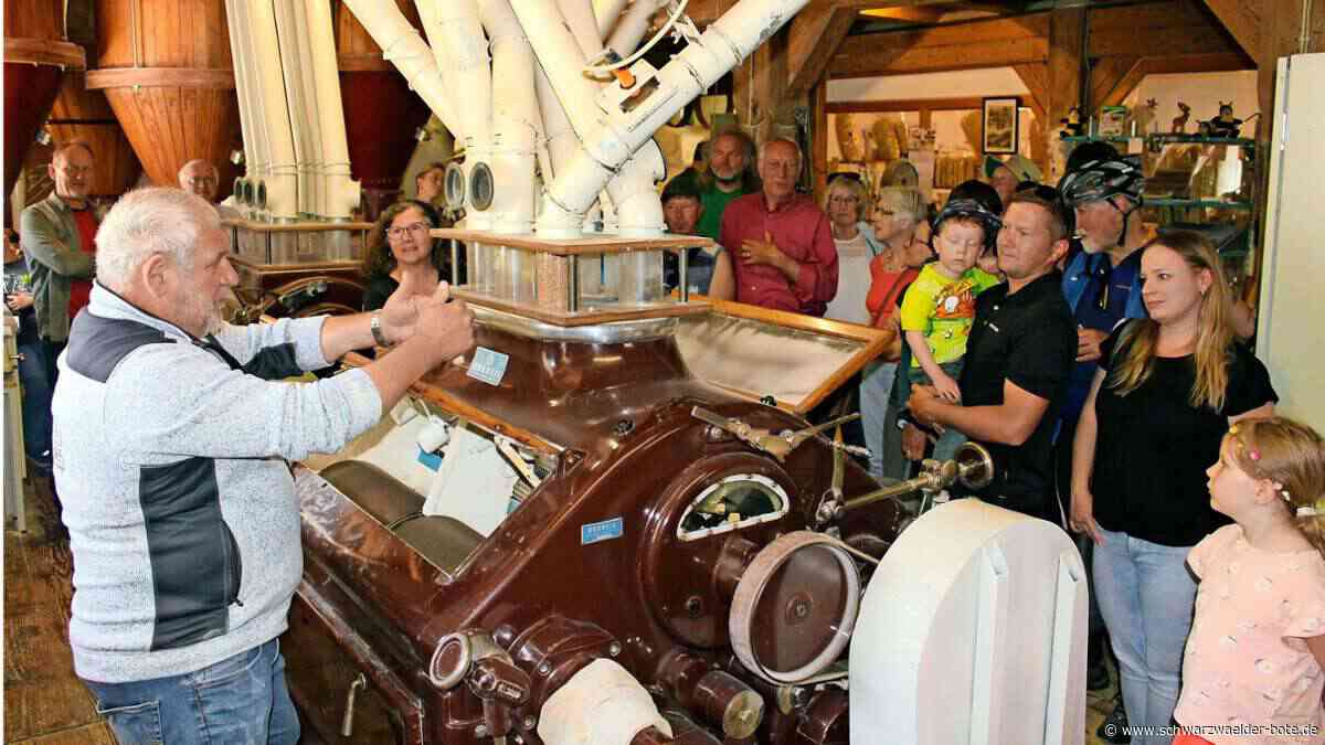 Offene Türen in Altensteig: Mühlen locken zahlreiche Besucher an