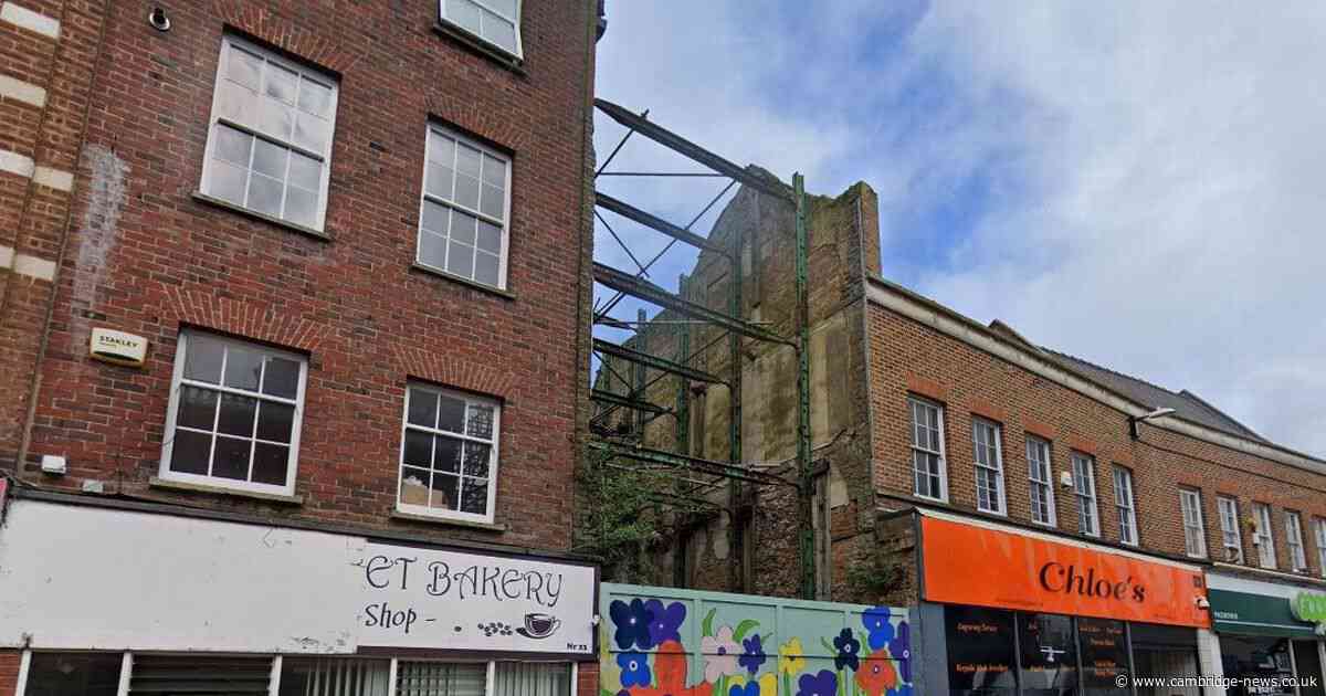 Construction work at site in Cambridgeshire town high street facing delays