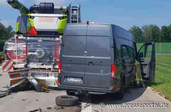 FW Bremerhaven: Zusammenstoß auf der Autobahn