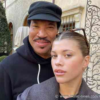 Lionel Richie jokes daughter Sofia is having a 'nervous breakdown' preparing for first baby