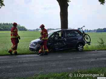 Ongeval drie voertuigen op de Udesweg bij Winschoten, twee gewonden