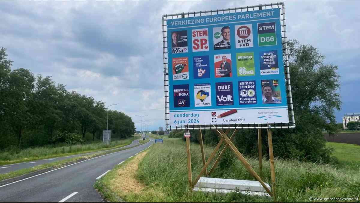 Almere - Gemeente Almere plaatst verkiezingsborden, maar vergeet vijf partijen