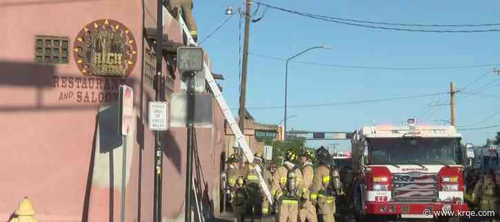 Crews extinguish fire at restaurant in Old Town Albuquerque
