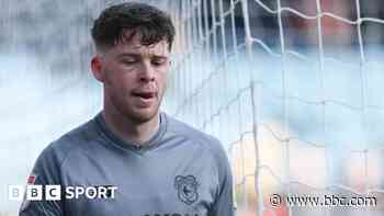 Defender Simpson signs new deal with Leyton Orient