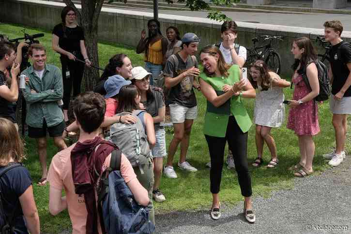 Dartmouth faculty censures college president over response to protest