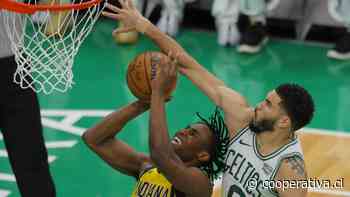 Boston Celtics necesitó prórroga para ganar el primer duelo a los Pacers en la final del Este