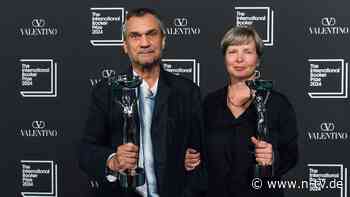 Erstmals Verleihung an Deutsche: Erpenbeck und Hofmann mit International Booker Prize geehrt