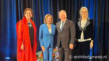 Francine Houben geëerd met NAF Ambassadors’ Award 2024 voor ransformatie van Martin Luther King Jr. Memorial Library